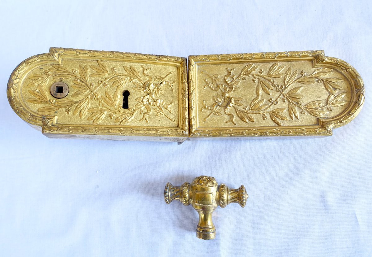 Serrure de double porte de chateau / hotel particulier en bronze doré. Style Louis XVI-photo-2