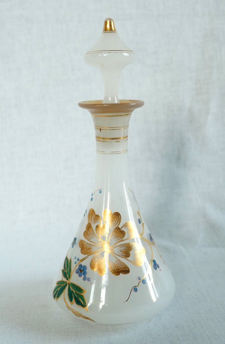 Baccarat - service de nuit en opaline émaillé et doré à décor Japonisant-photo-7