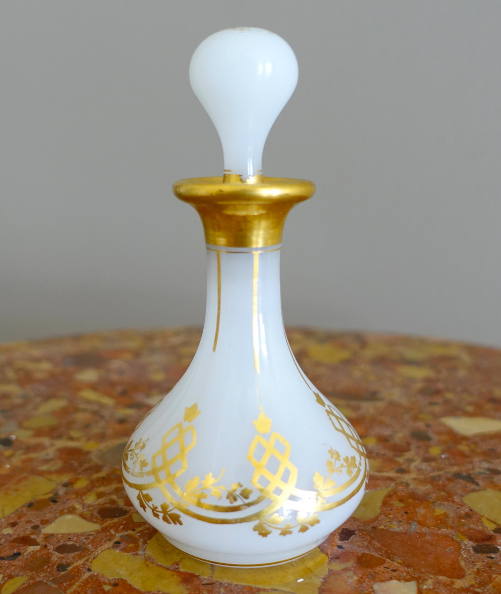   Baccarat: Orientalist Liqueur Bottle/carafe In Gilded Opaline Circa 1860