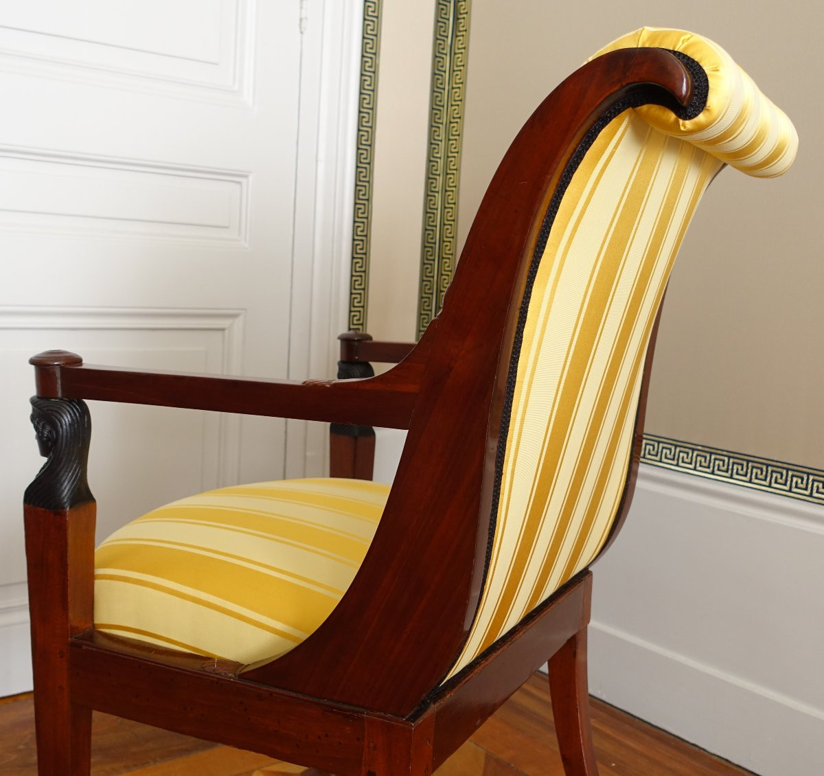 Mobilier de salon en acajou d&#039;&eacute;poque Directoire Consulat attribu&eacute; &agrave; Demay-photo-5
