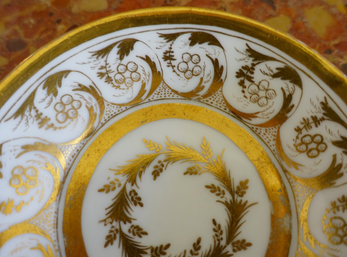 Tasse &agrave; caf&eacute; litron en porcelaine de Paris dor&eacute;e &agrave; l&#039;or fin vers 1800-photo-4