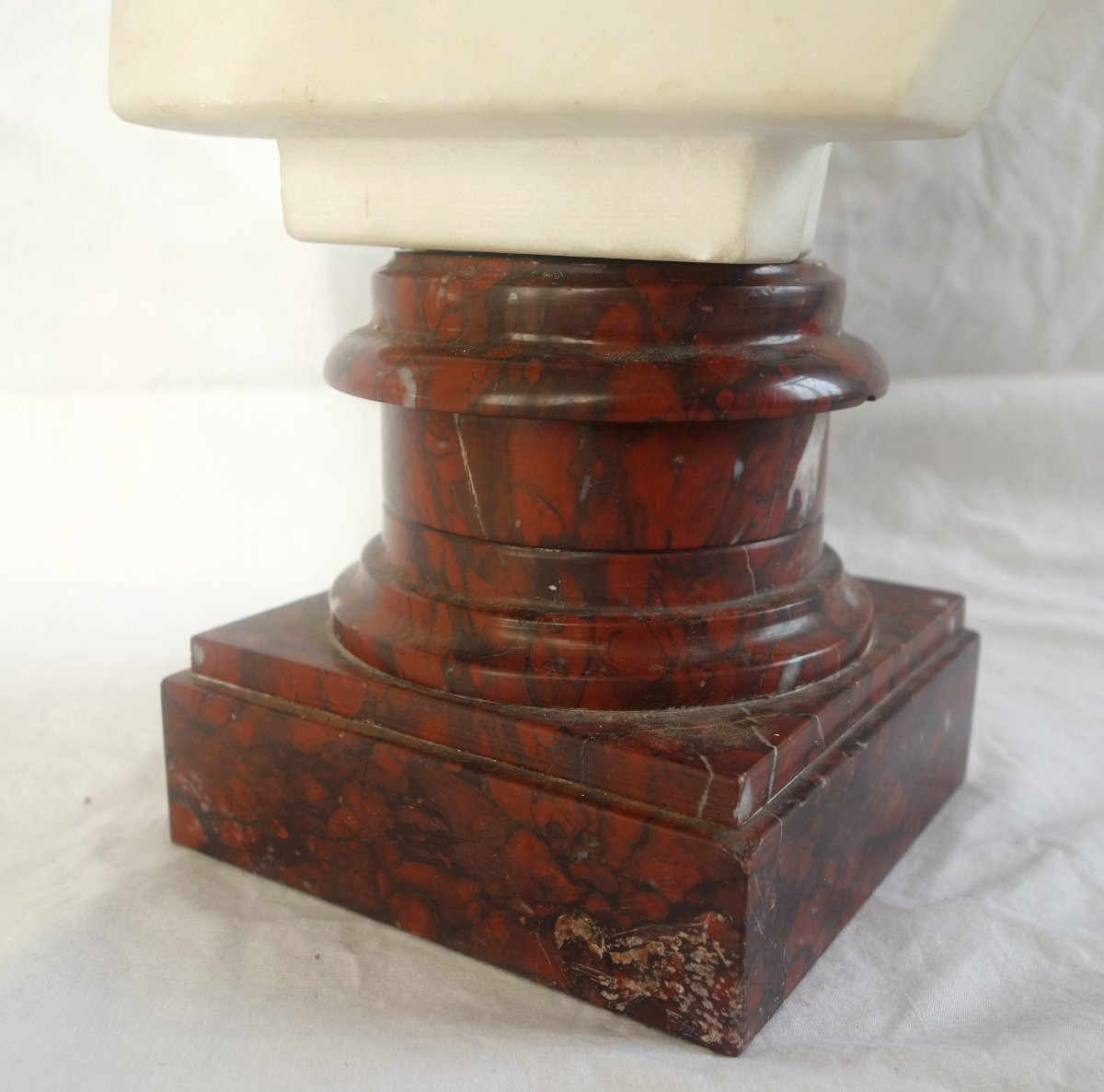 Buste à l'antique de l'empereur Auguste, marbre blanc et griotte - souvenir du grand tour 19e-photo-5