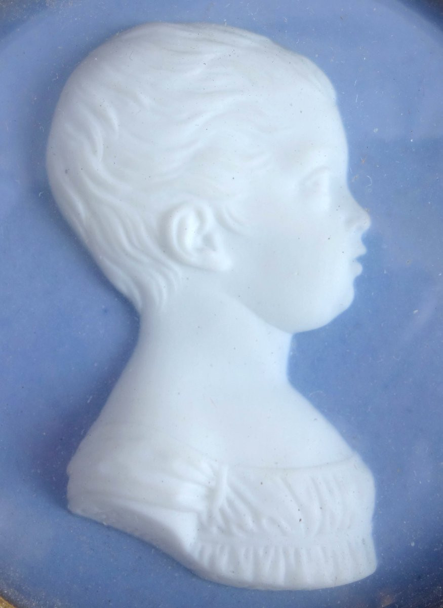 Miniature Portrait Of The Duke Of Bordeaux, Sèvres Biscuit In The Wegwood Style, Brachard 1821 Royalist-photo-1