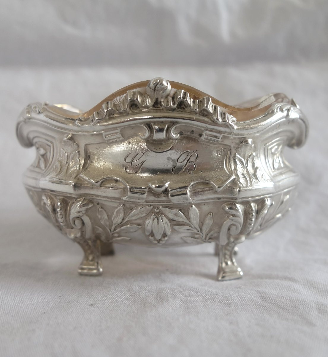 Puiforcat paire de salières en argent massif de style transition Louis XVI modèle Pompadour-photo-4