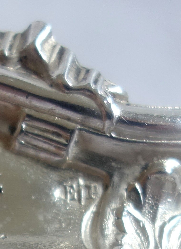 Puiforcat paire de salières en argent massif de style transition Louis XVI modèle Pompadour-photo-8