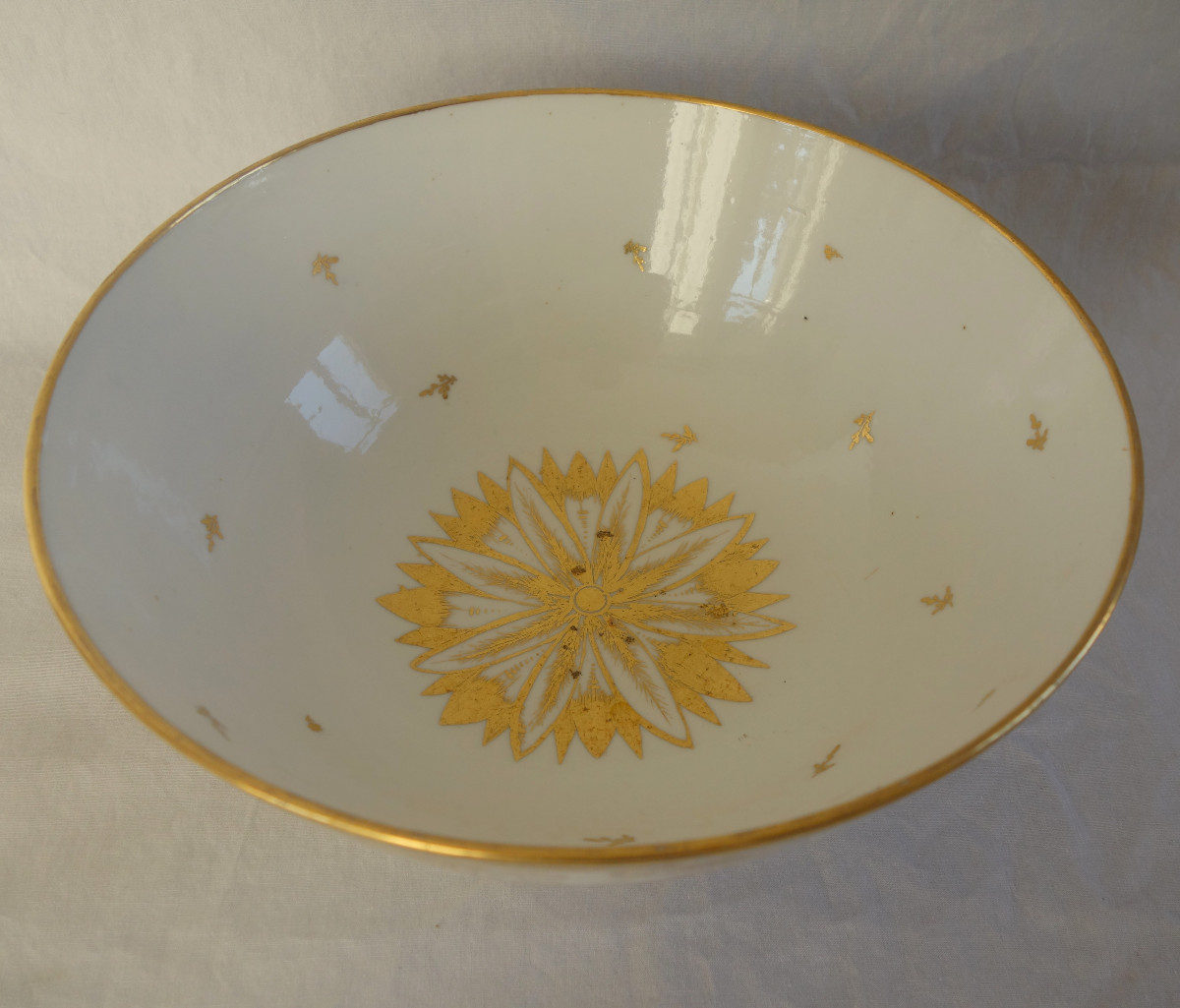   White And Gold Paris Porcelain Biscuit Bowl - Directoire Period, Late 18th Century-photo-4