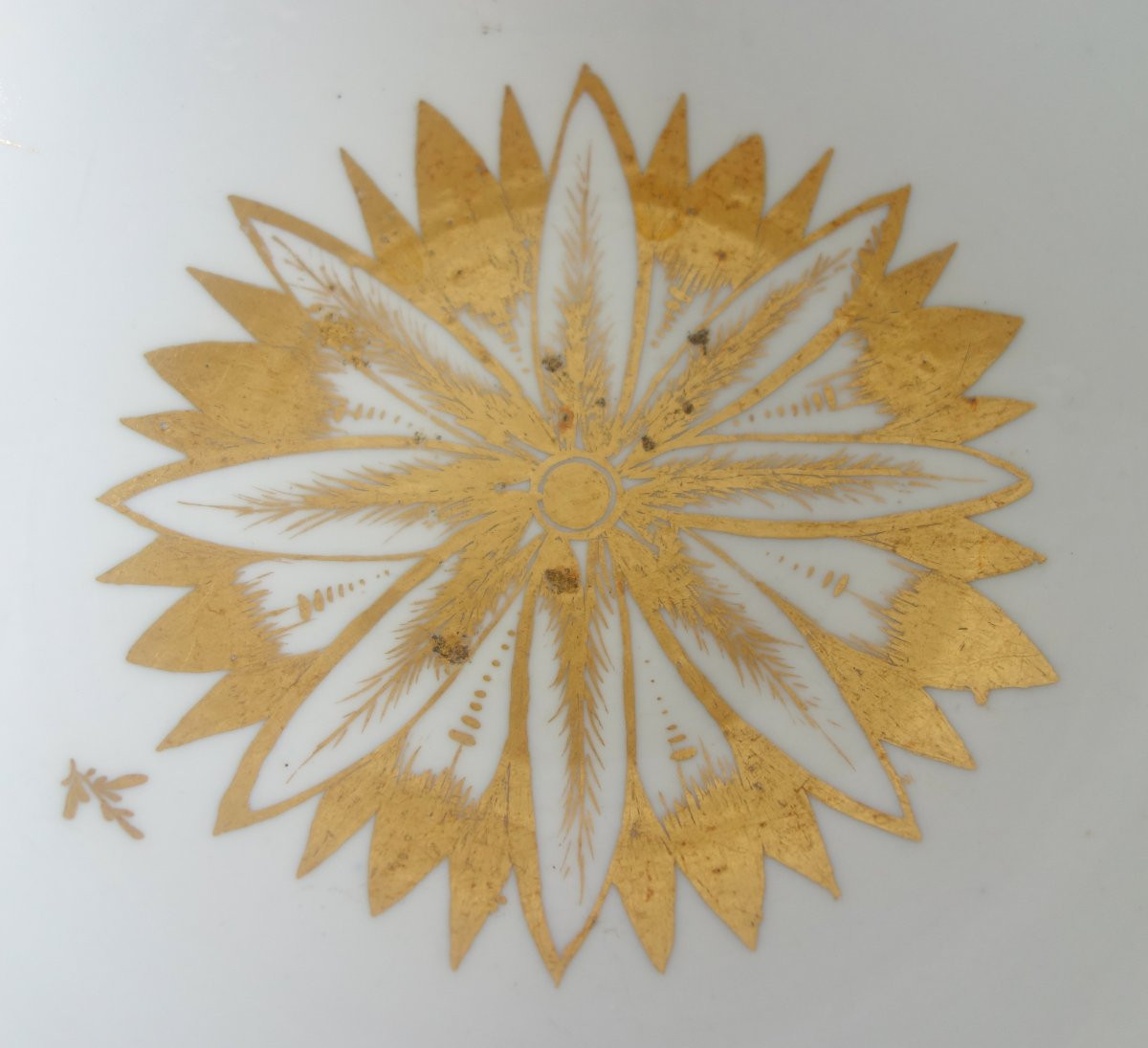   White And Gold Paris Porcelain Biscuit Bowl - Directoire Period, Late 18th Century-photo-4
