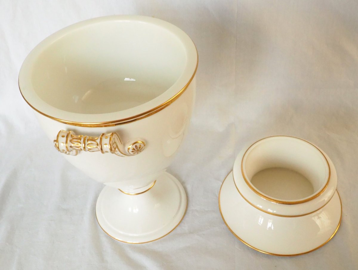Manufacture Nast: Pair Of Empire Period Iceboxes In White And Gold Paris Porcelain, Signed-photo-3