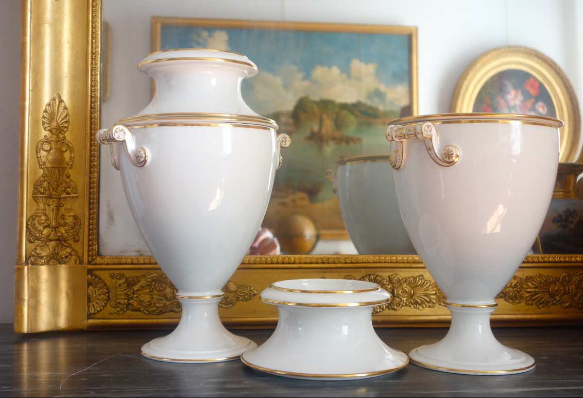 Manufacture Nast: Pair Of Empire Period Iceboxes In White And Gold Paris Porcelain, Signed