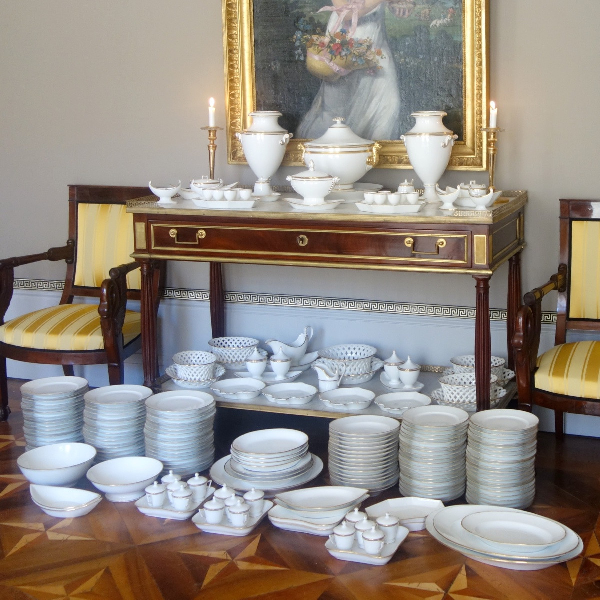 Nast : paire de corbeilles ajourées d’époque Empire en porcelaine de Paris blanche & or signées-photo-6