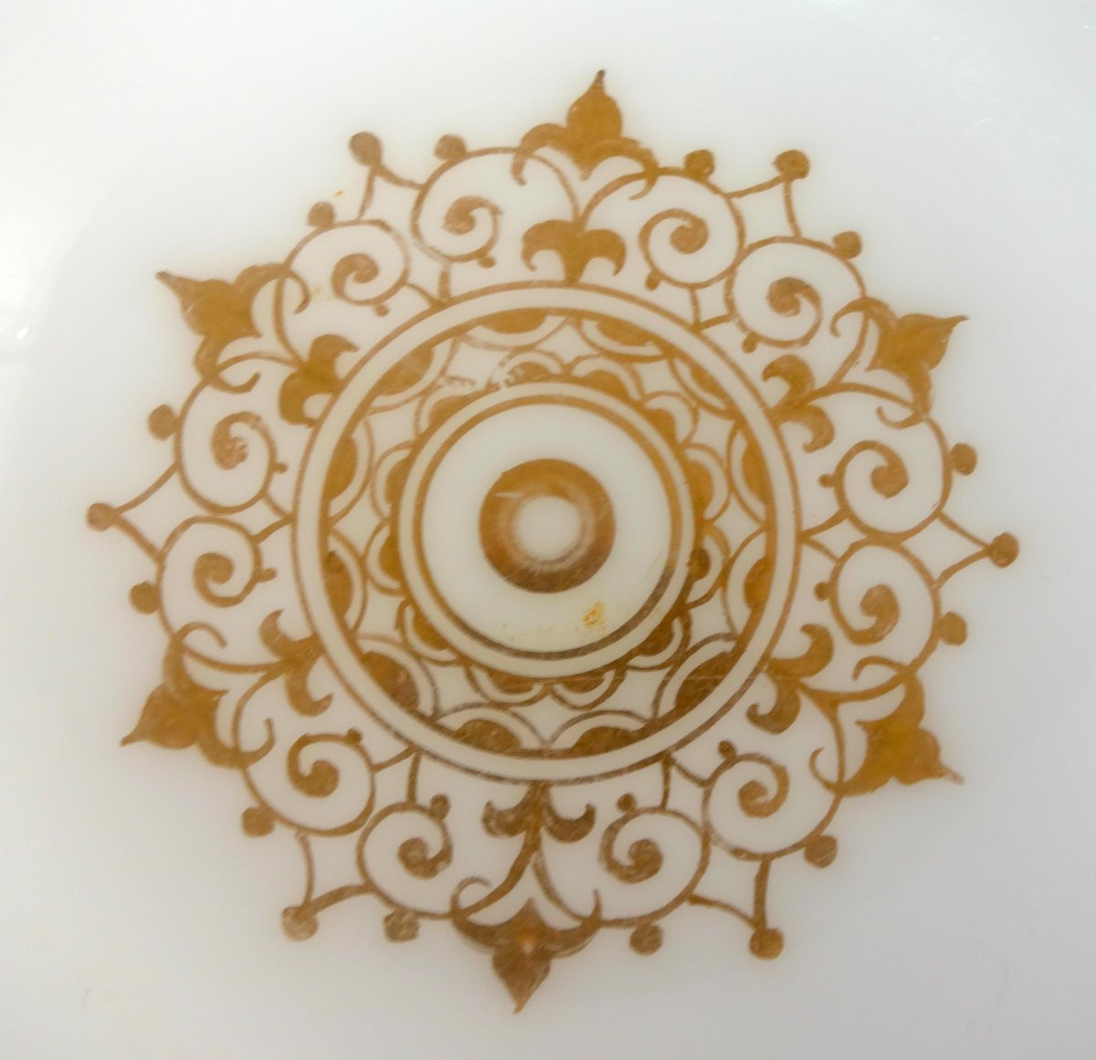 Baccarat Opaline Crystal Ring Holder-photo-6