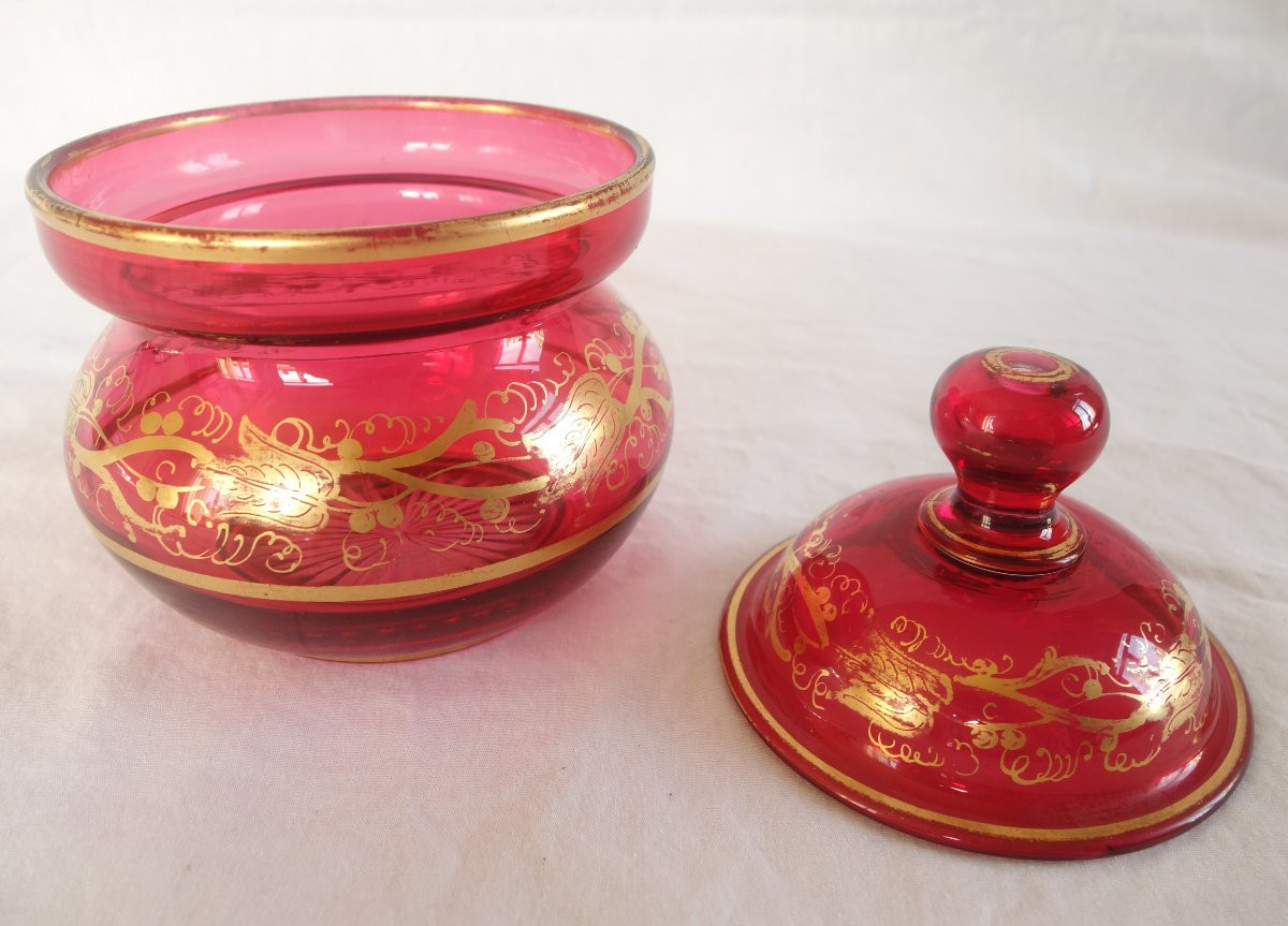 Baccarat : sucrier en cristal rouge et or d'époque Napoleon III-photo-2