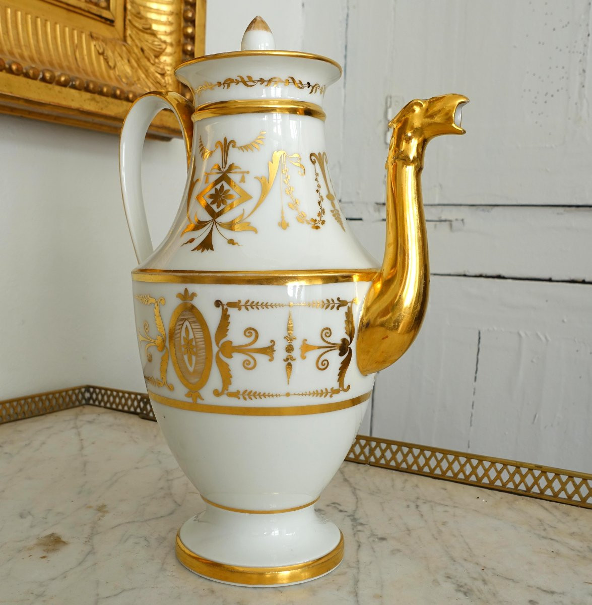Manufacture Halley - grande verseuse théière cafetière d'époque Empire en porcelaine blanc & or-photo-2