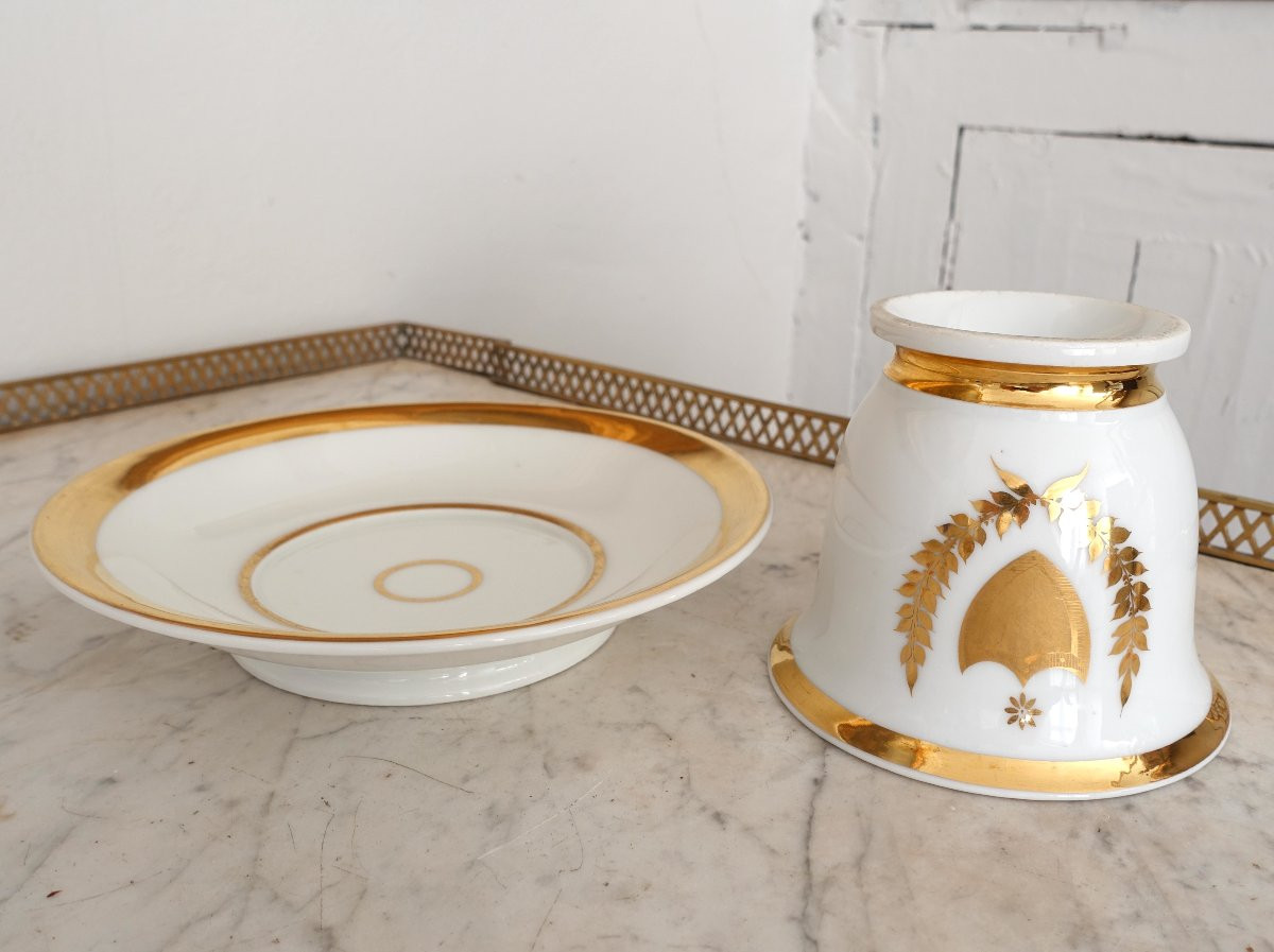 Grande tasse à petit déjeuner / chocolat chaud en porcelaine de Paris dorée, début XIXe siècle-photo-4