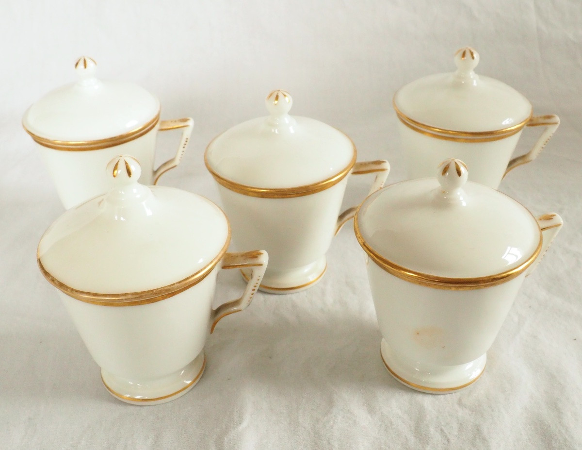 Nast : Empire Porcelain Creamware Set Enhanced With Fine Gold - Early 19th Century-photo-2