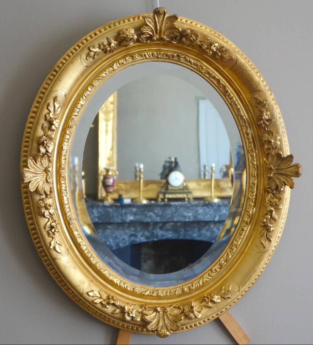 Oval Mirror In The Louis XIV Style, Gilded Wood With Gold Leaf, Beveled Glass: 58.5cm X 68cm-photo-3