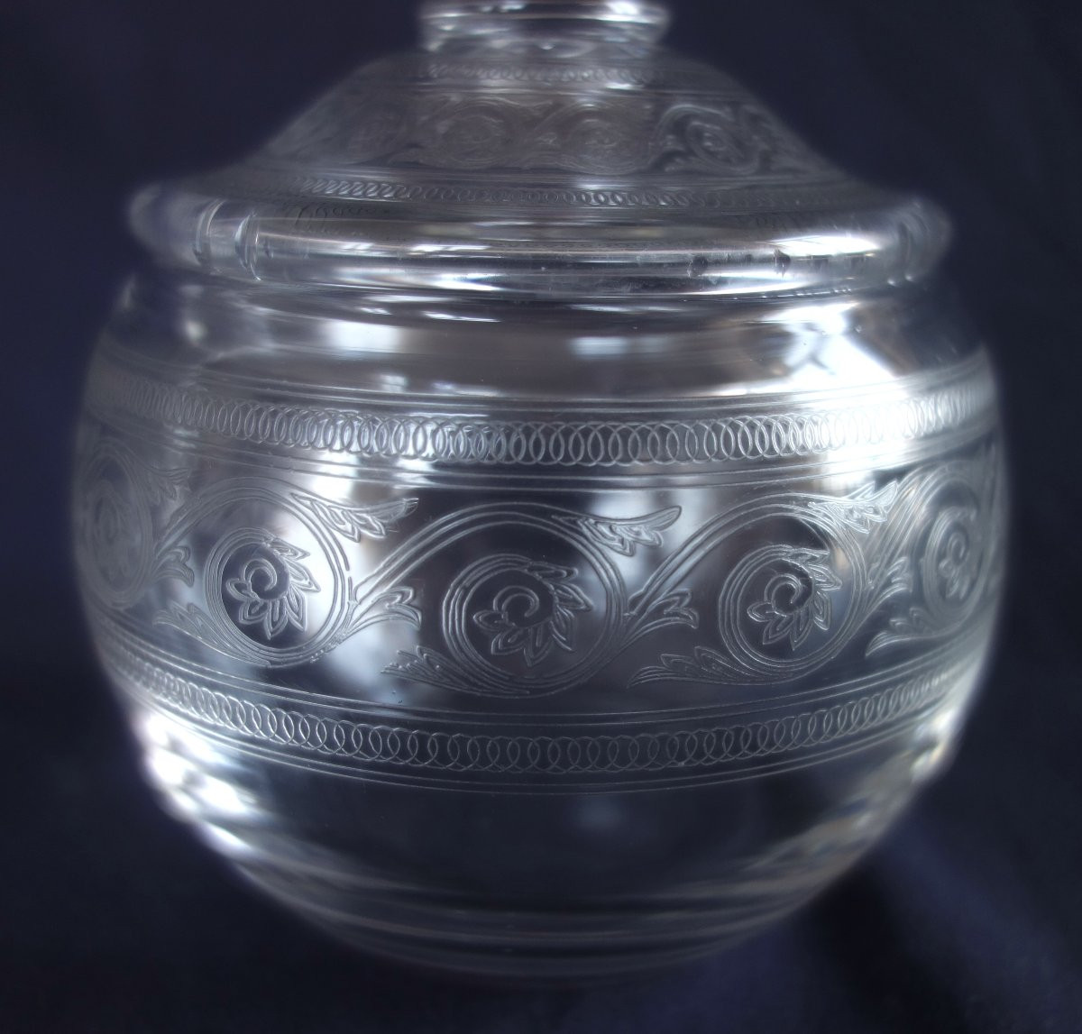 Baccarat - 5-piece Water Or Night Glass Service With Athenian Engraving Decoration -photo-2