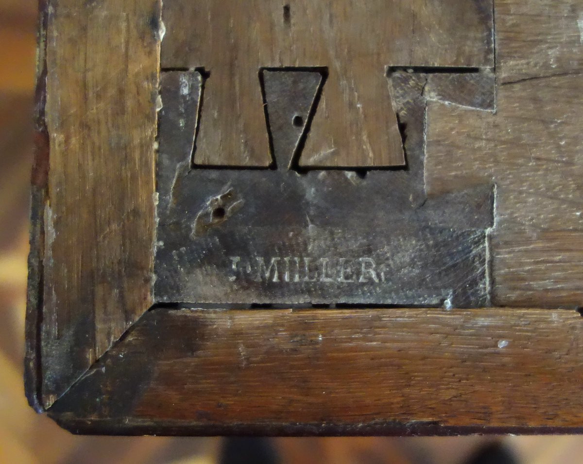 Jacques Muller - Commode Empire d'officier en acajou et bronze doré aux attributs de la Guerre-photo-7