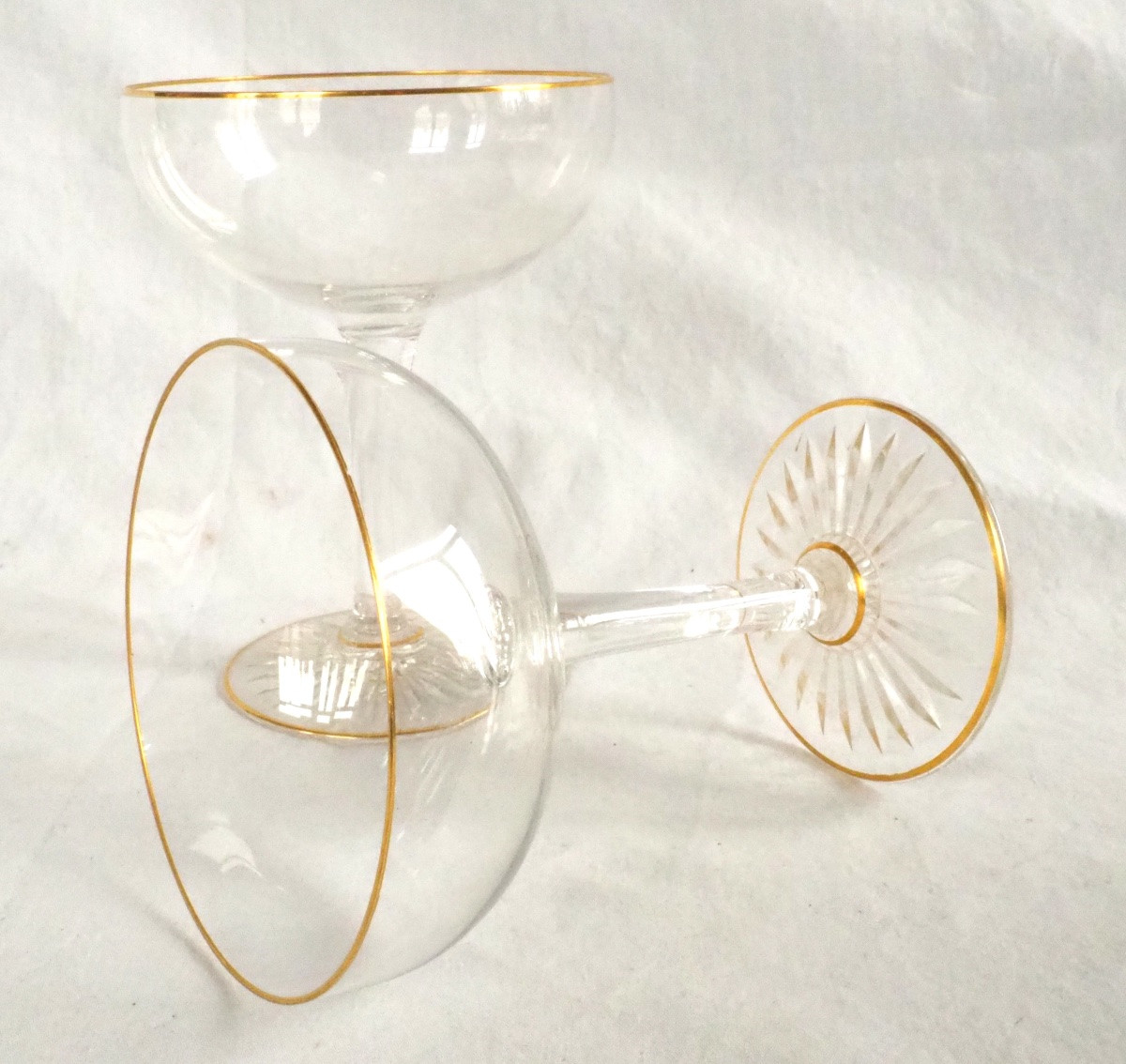 8 Baccarat Crystal Champagne Coupes Embellished With Fine Gold - T-shaped-photo-3