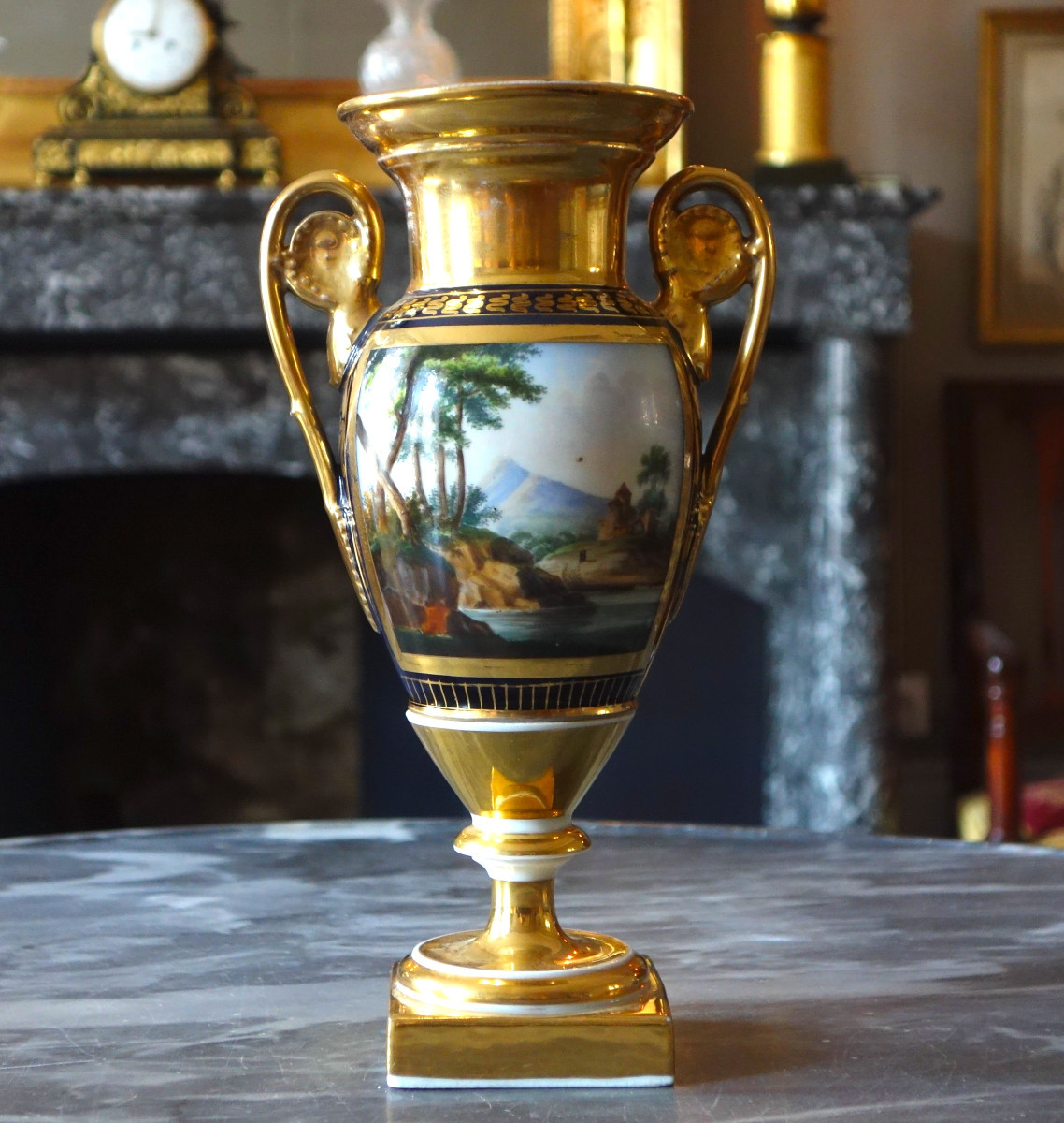 Ornamental Porcelain Vase Attributed To The Darte Factory - Empire/restoration Period