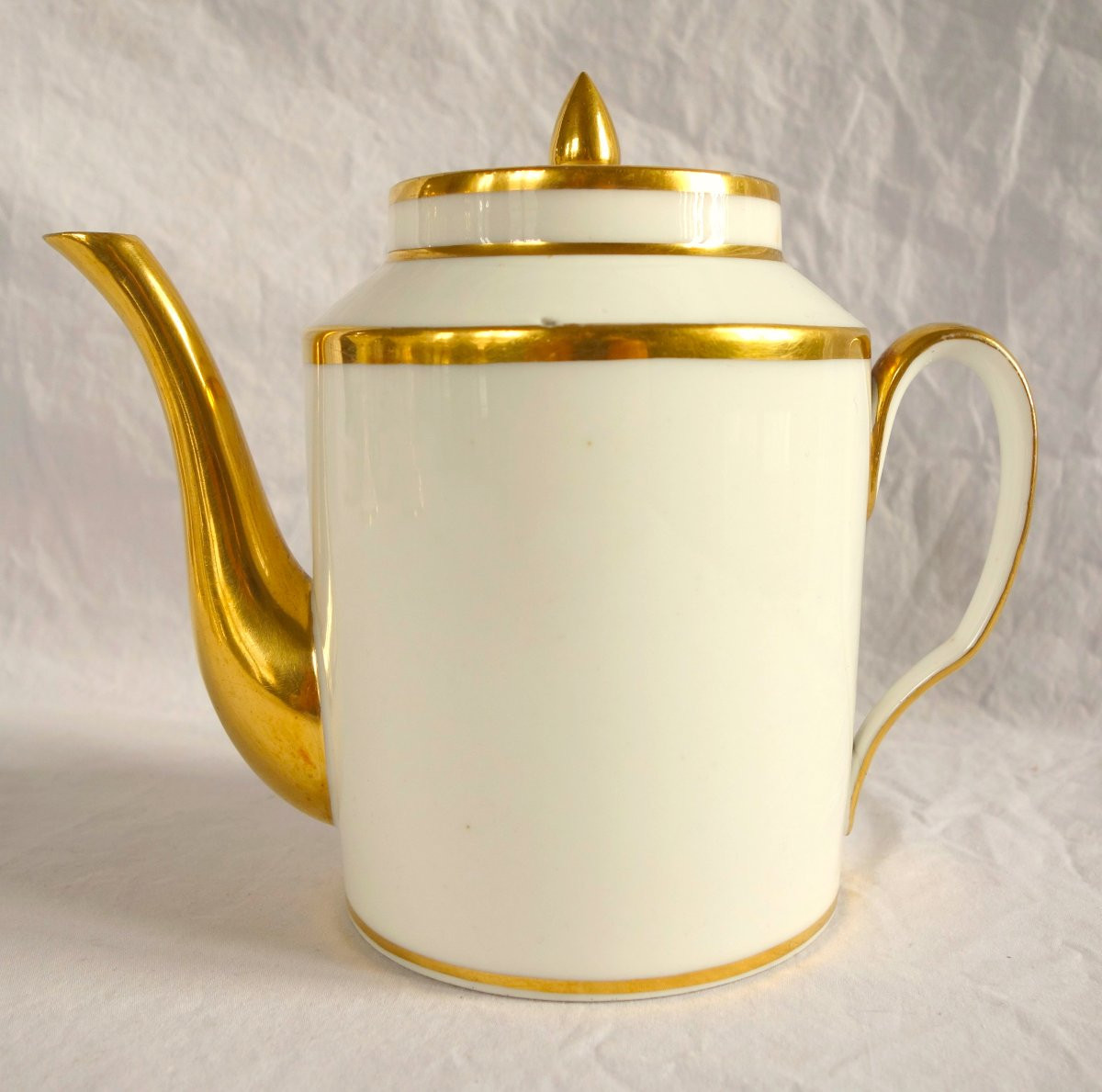 Empire Period Liter Teapot In Paris Porcelain Gilded With Fine Gold-photo-2