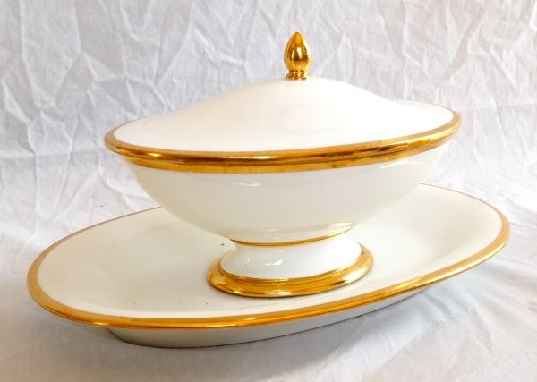 Sèvres - saucière Empire en porcelaine blanche dorée or fin - signée et datée 1820-photo-4