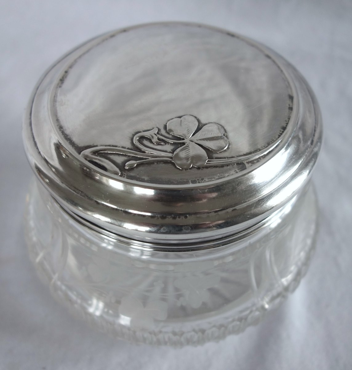 Baccarat - Bonbonnière en argent massif et cristal taillé gravé Art Nouveau - poinçon Minerve-photo-4