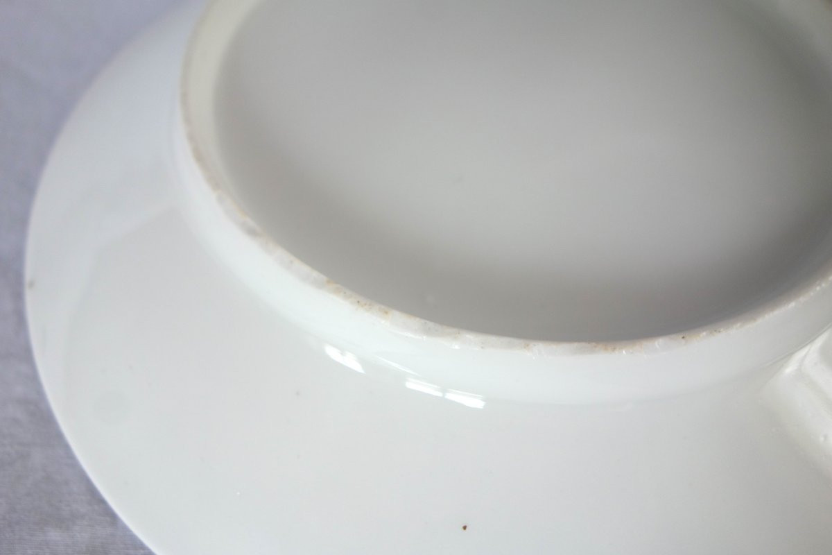 Service de 12 assiettes de table en porcelaine à filets or, fin XVIIIe siècle-photo-8