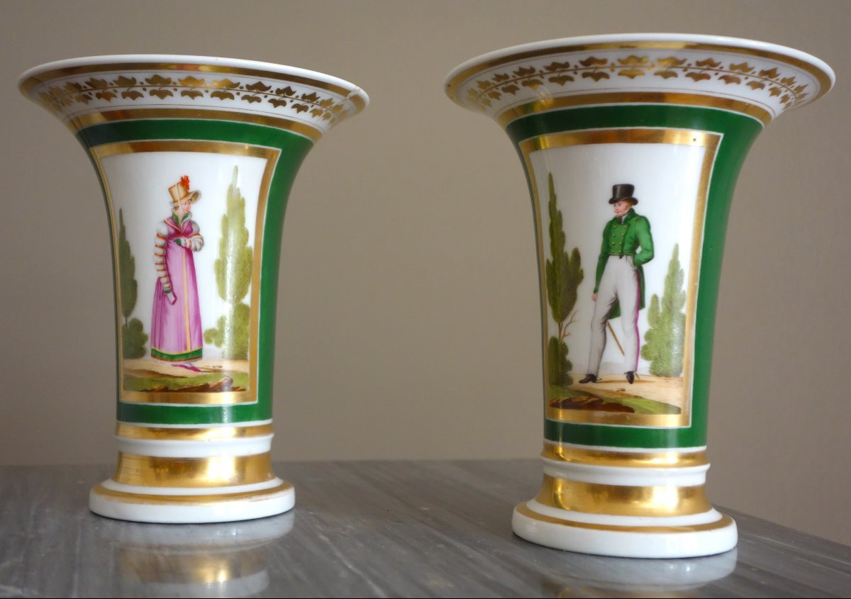 Pair Of Polychrome And Gilt Paris Porcelain Trumpet Vases - Empire/restoration Period-photo-2