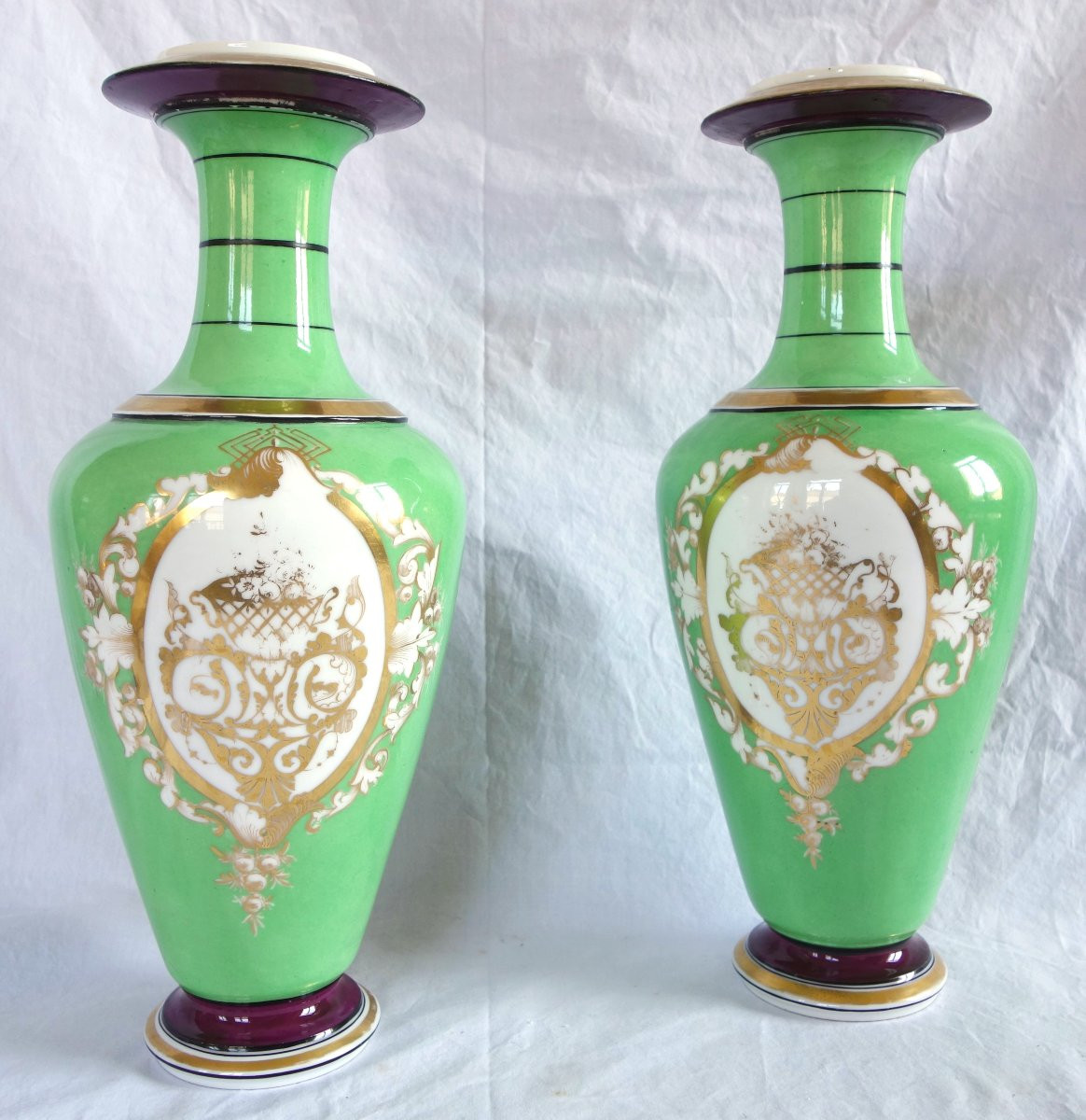 Pair Of Tall Ornamental Paris Porcelain Vases, Napoleon III Period-photo-2