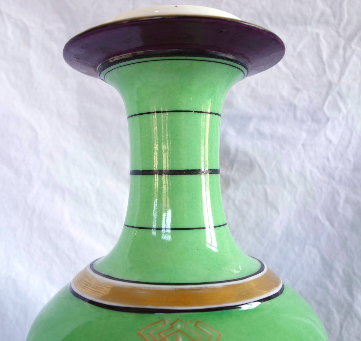 Pair Of Tall Ornamental Paris Porcelain Vases, Napoleon III Period-photo-2