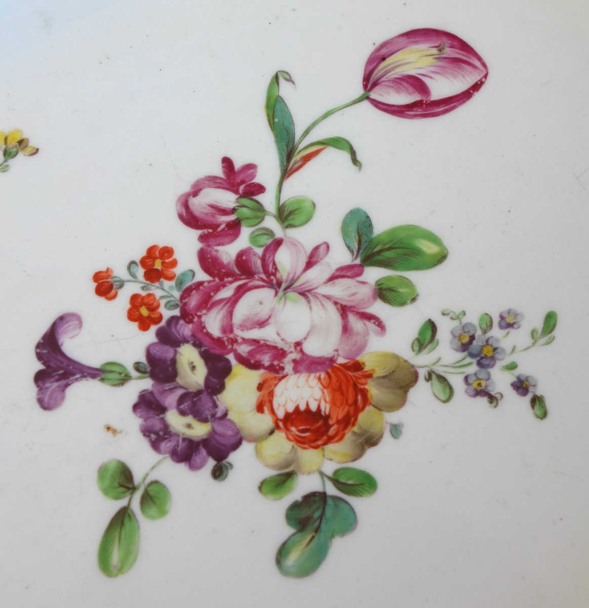 Manufacture Boissette  - 18e siècle - plat en porcelaine à décor floral polychrome - signé-photo-4