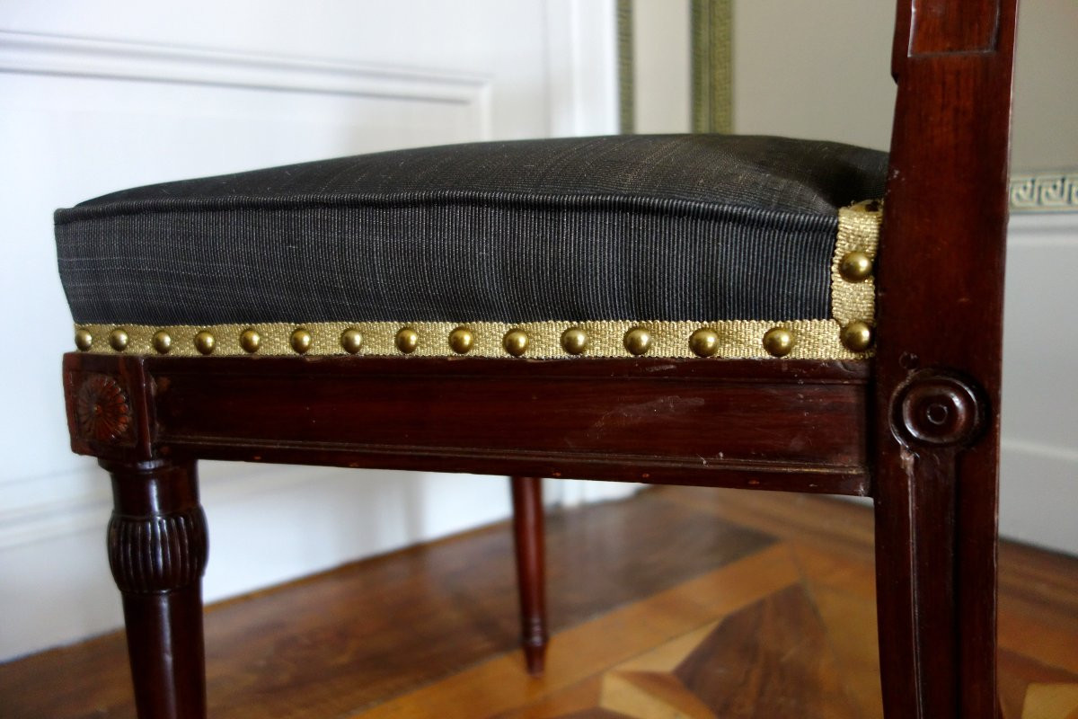 Georges Jacob - suite de 4 chaises à l'etrusque d'époque Directoire en acajou et crin de cheval-photo-4