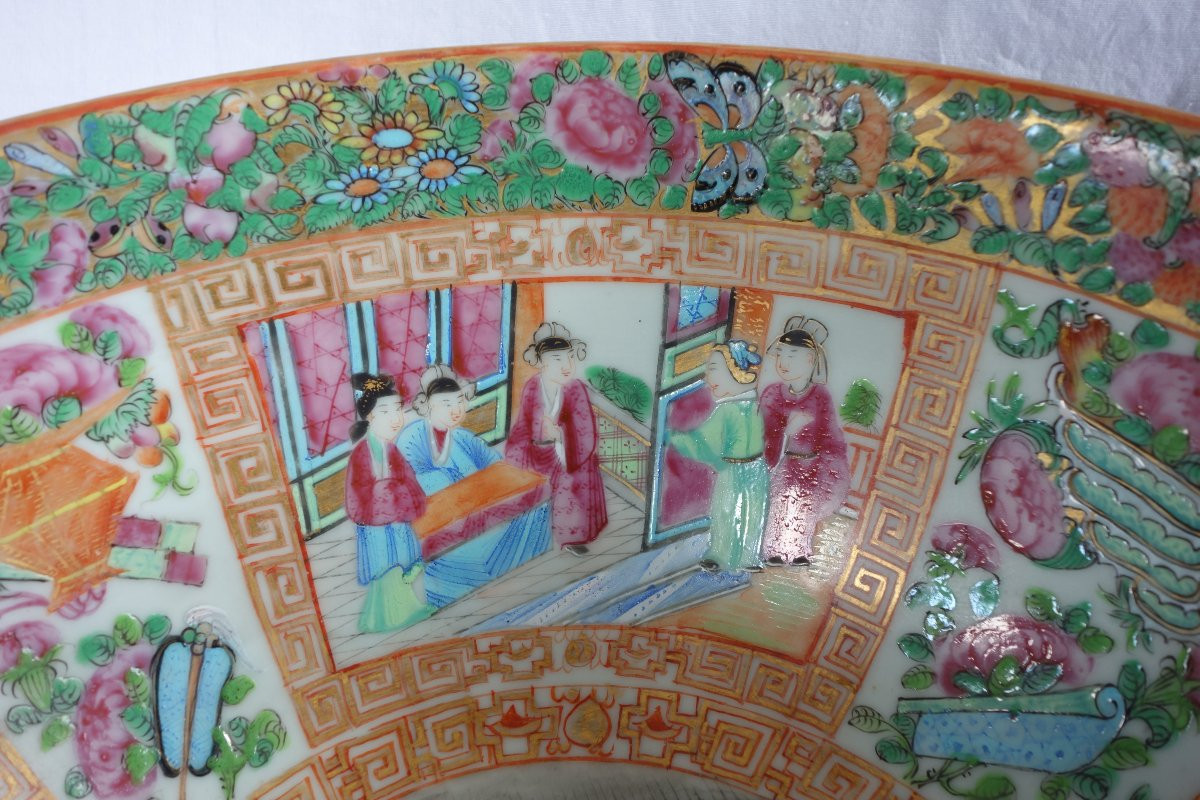 Grand bol à punch en porcelaine de Canton, Chine vers 1880-photo-4