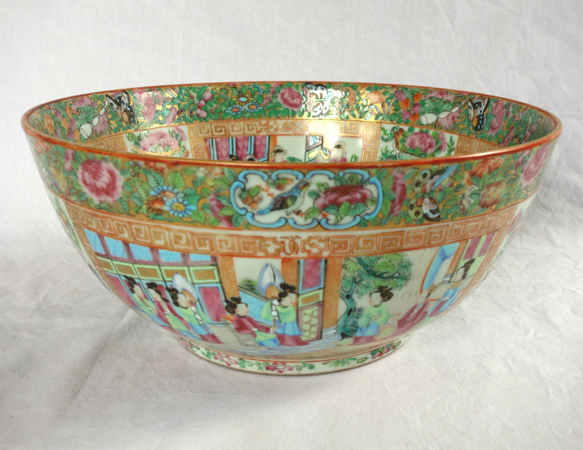 Grand bol à punch en porcelaine de Canton, Chine vers 1880