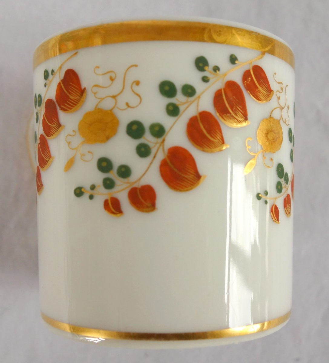 Tasse à café litron en porcelaine polychrome et dorée, porcelaine de Paris vers 1820 -photo-5