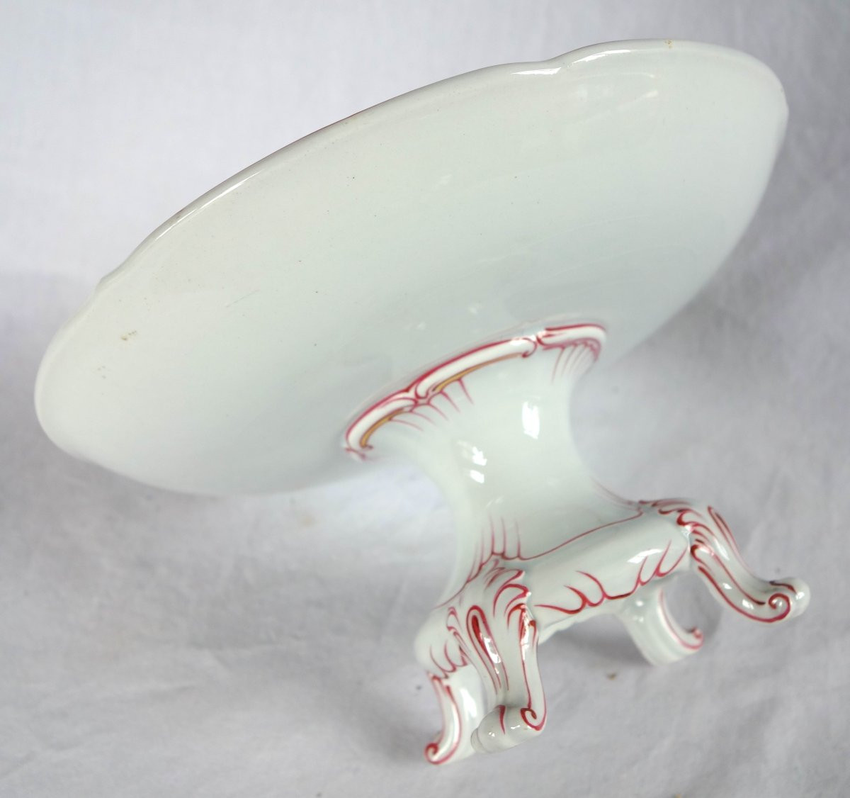 Lunéville - coupe montée sur pieds en faïence à doubles armoiries comtales, fin XIXe siècle-photo-2