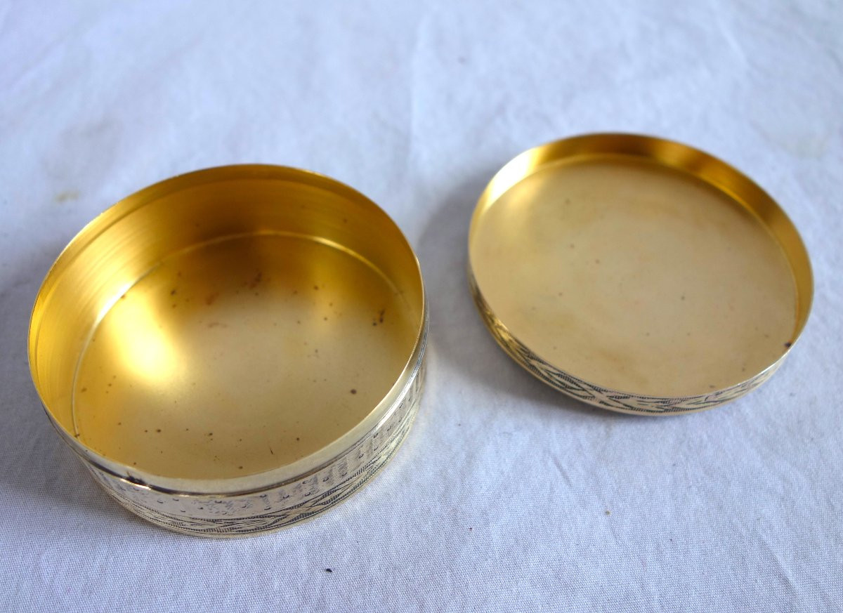 Bonbonnière In Vermeil - Solid Silver Chased And Gilded In Fine Gold-photo-1