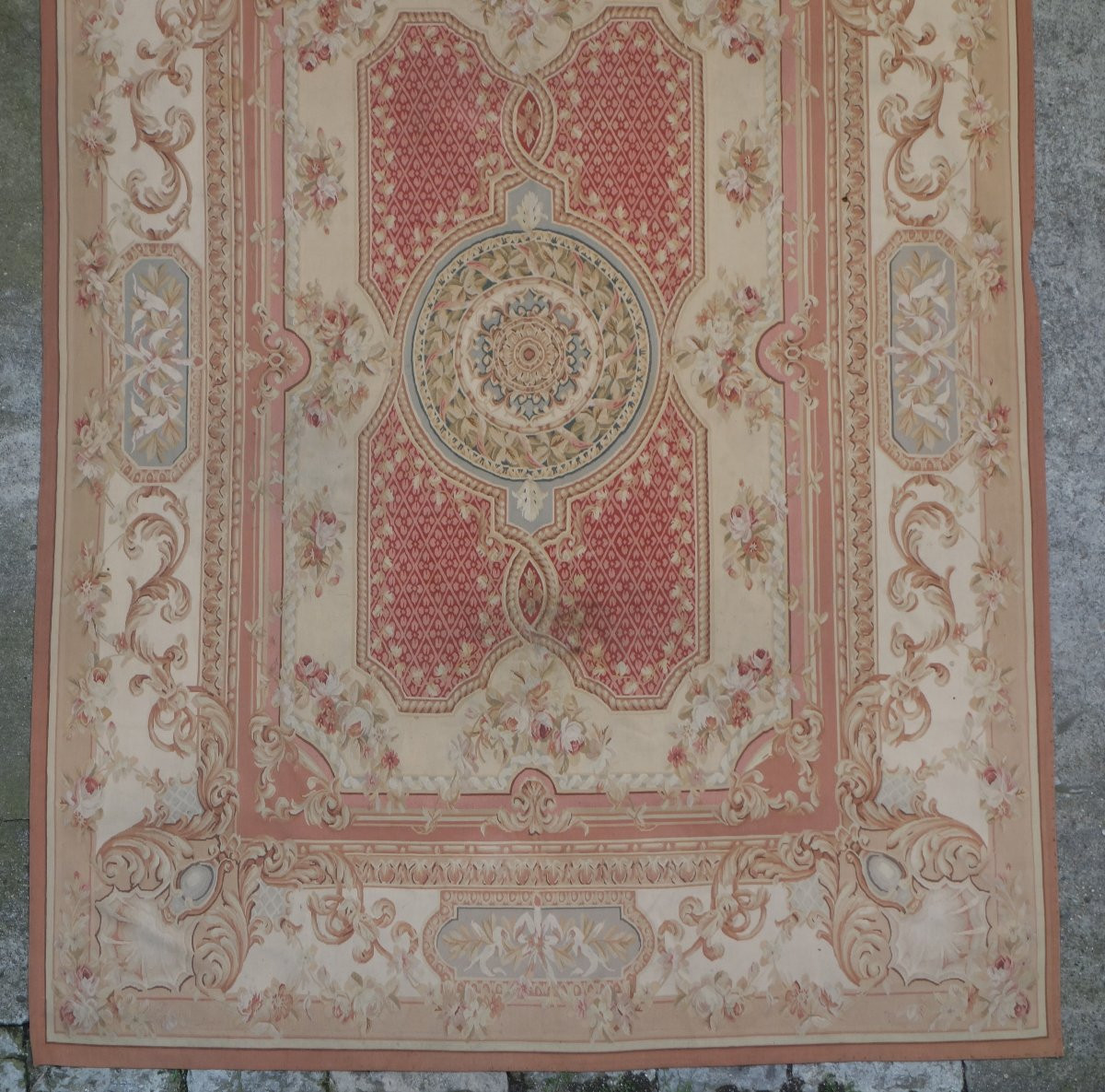 Grand tapis d'Aubusson de style Neoclassique - 371cm x 264cm-photo-1