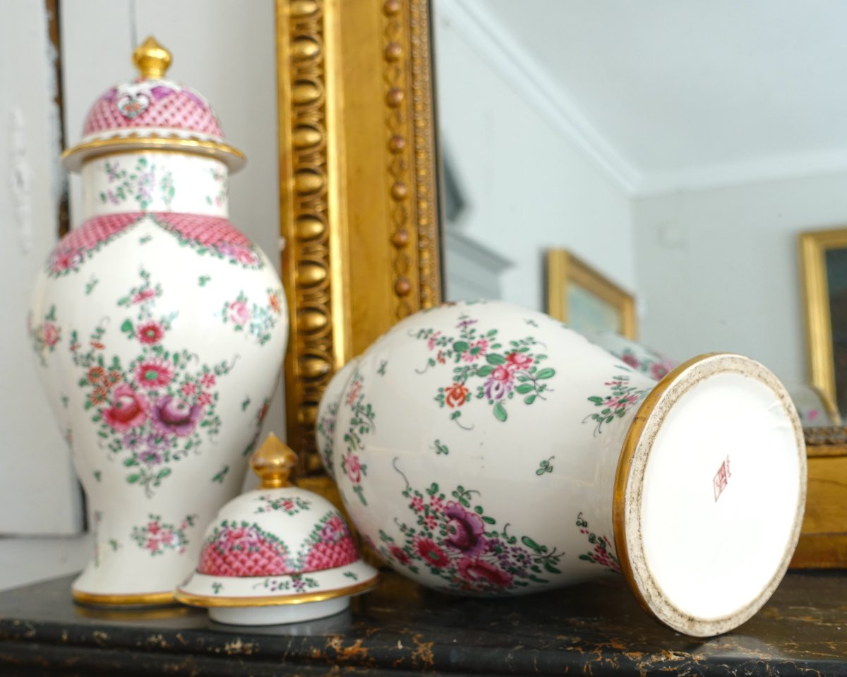 Pair Of Porcelain Potiches In The Chinese Style - Famille Rose - Manufacture Samson-photo-3