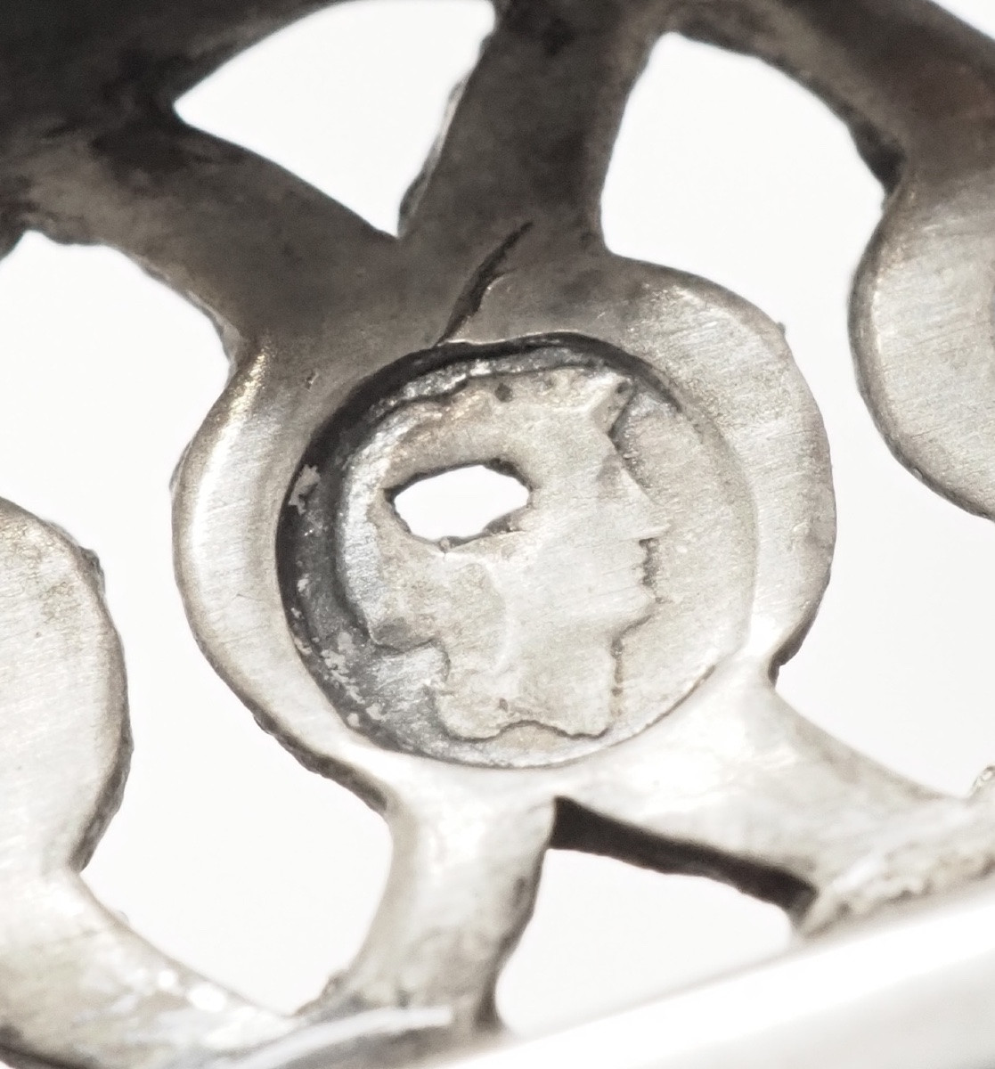 Suite 4 salerons / salières Empire en argent massif - allégorie de l'amour fidèle - poinçon Coq-photo-4