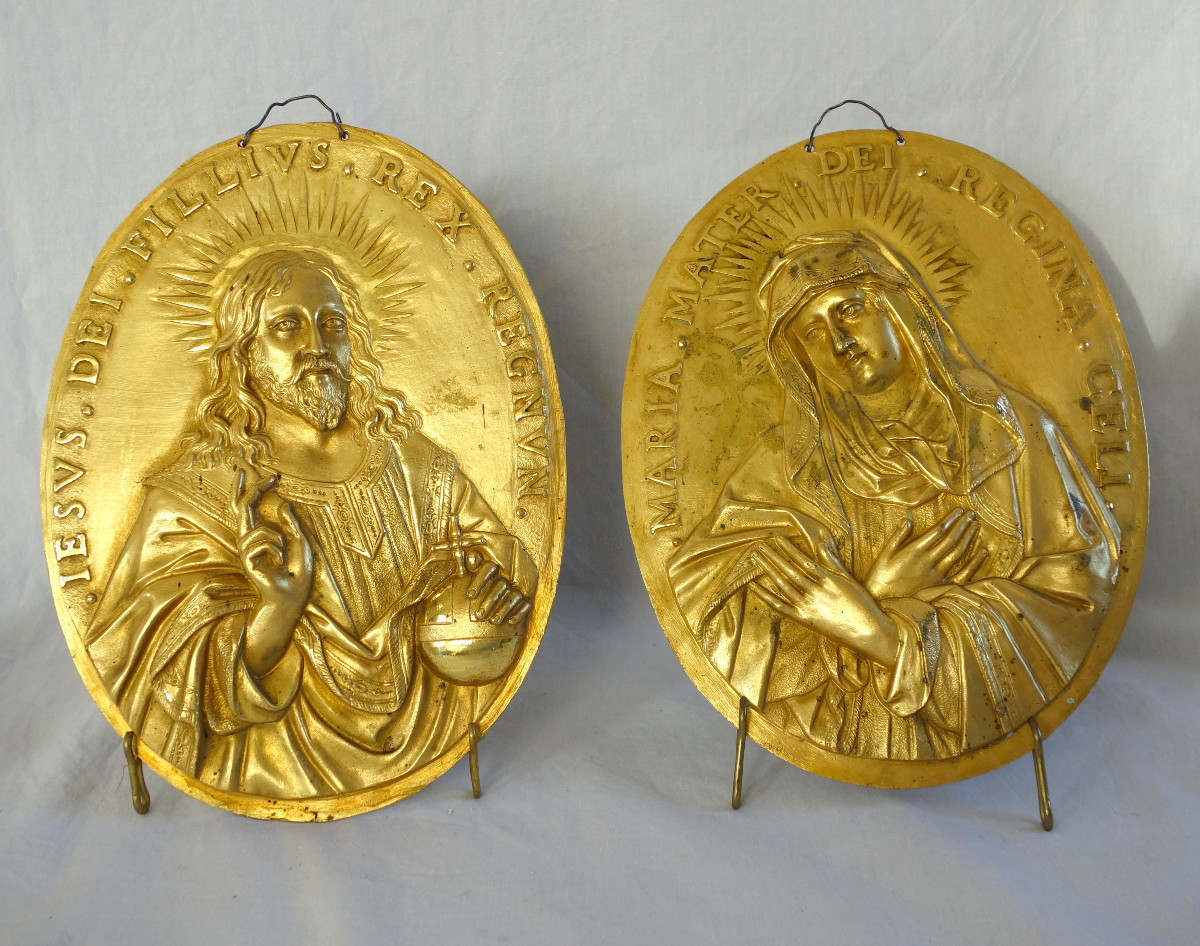 Paire de plaques de Dévotion Louis XIV Jésus et Saint Vierge en bronze ciselé & doré au mercure