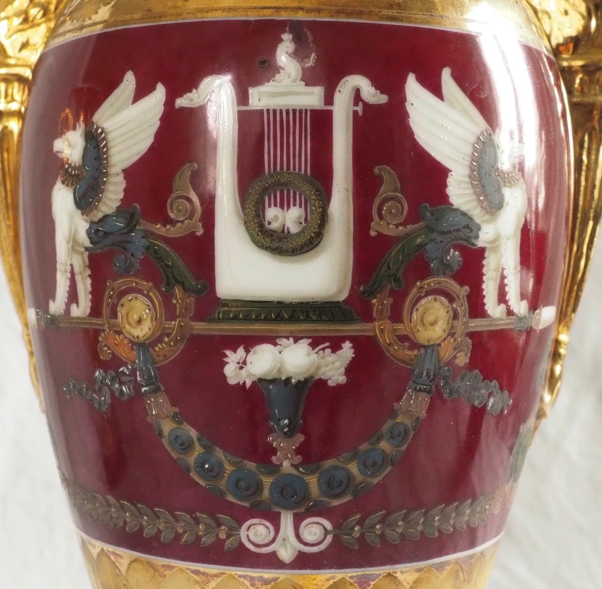 Paire de vases Empire en porcelaine de Paris polychrome et or : le putti voleur d'oeufs-photo-5
