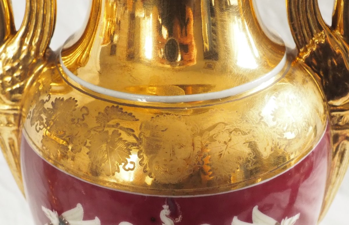 Paire de vases Empire en porcelaine de Paris polychrome et or : le putti voleur d'oeufs-photo-7