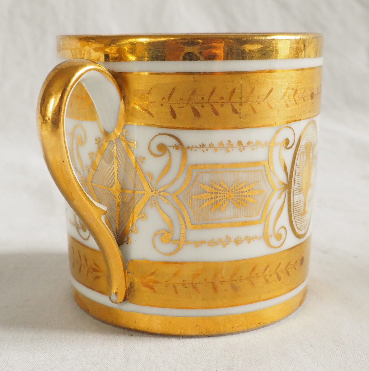 Directoire Period White And Gold Paris Porcelain Litron Cup - Late 18th Century-photo-2