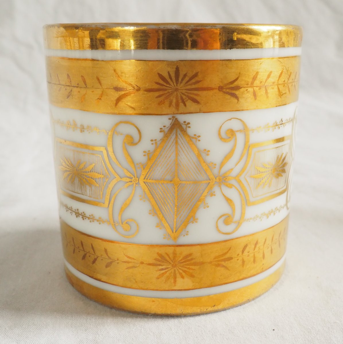 Directoire Period White And Gold Paris Porcelain Litron Cup - Late 18th Century-photo-3