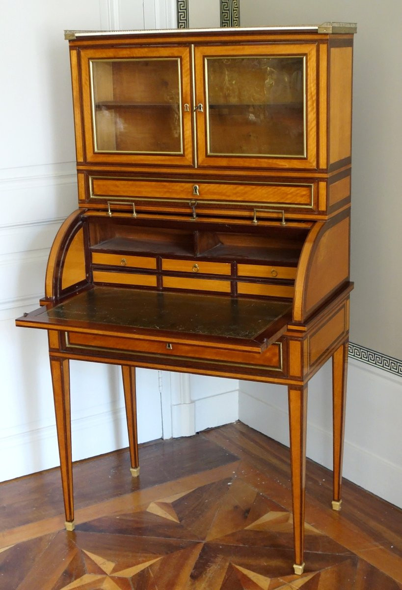   Bureau cylindre en citronnier et acajou, fin de l'époque Louis XVI-photo-2
