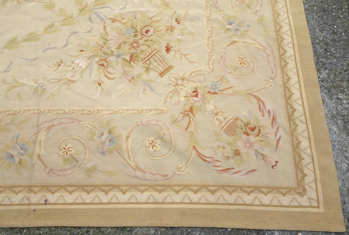 Grand tapis d'Aubusson de style Louis XVI, époque Napoléon III - 512cm x 396cm-photo-2
