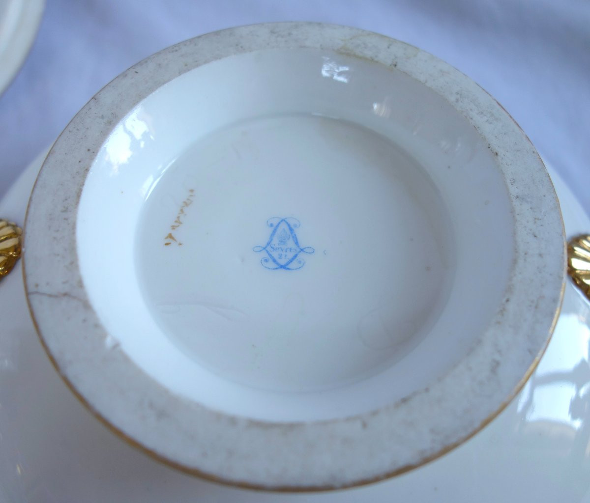 Manufacture Royale De Sèvres 1821: White And Gold Porcelain Bouillon, Vegetable Dish - Signed & Dated-photo-4