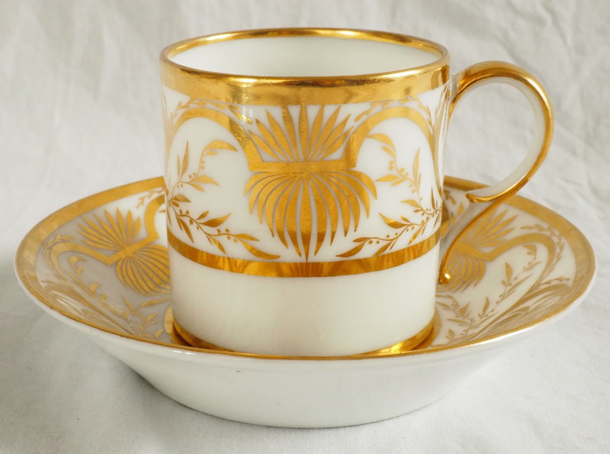 Darte, Attributed To - Empire Period Litron Cup - White And Gold Porcelain-photo-2